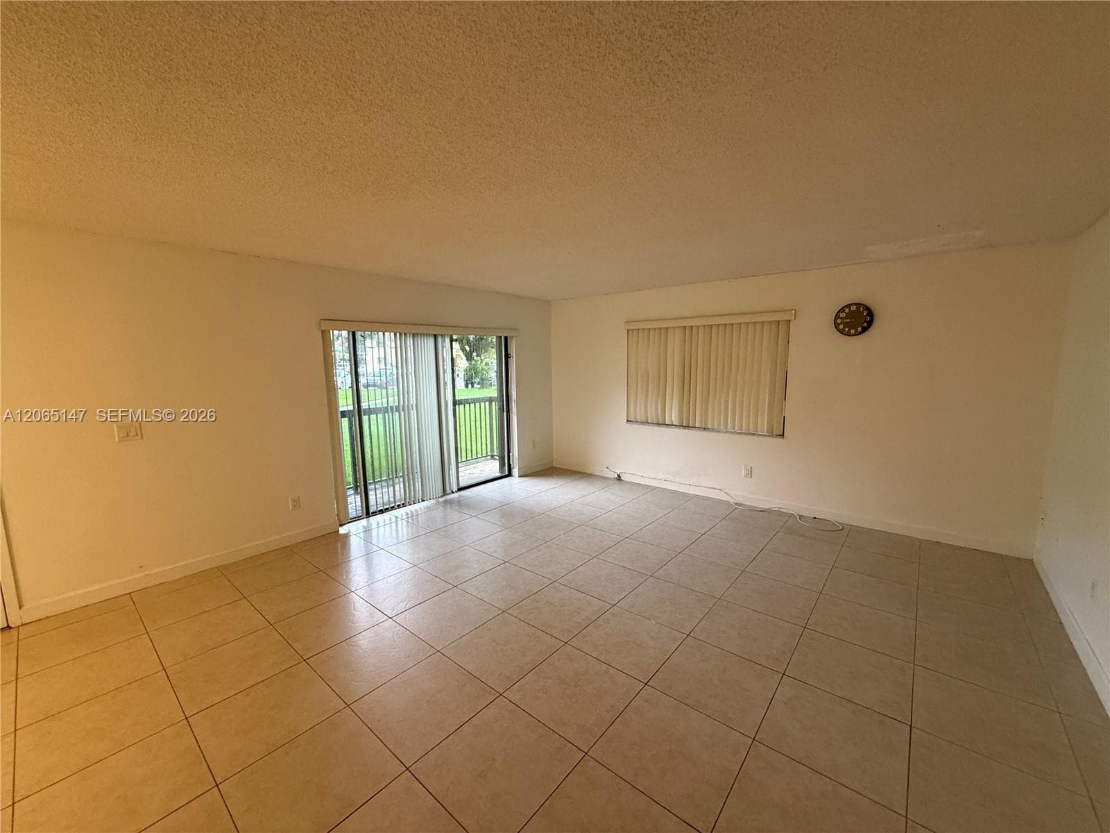 Condominium at 7995 SW 86th St # 305, Miami FL 33143