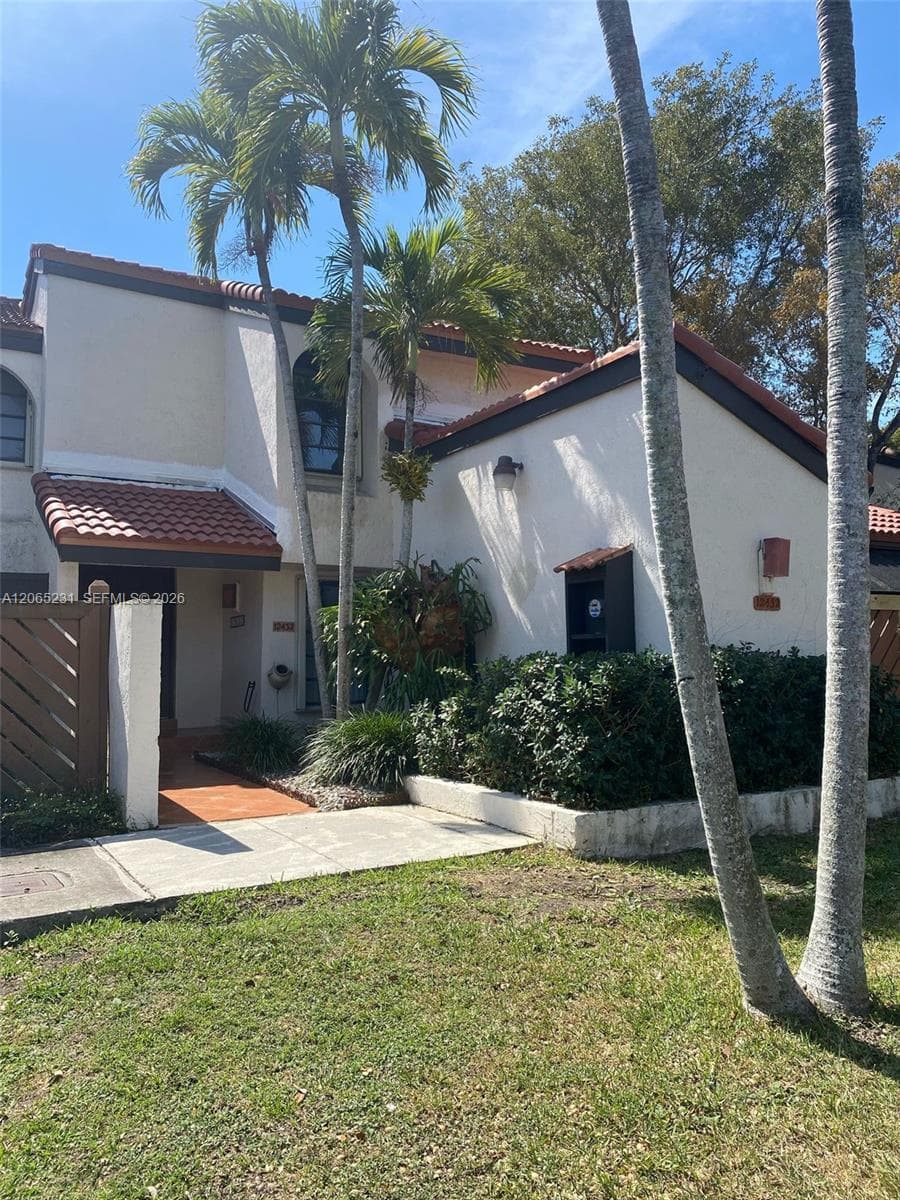 Townhouse at 12432 SW 94th Ln, Miami FL 33186