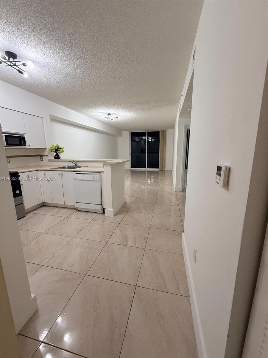 Condominium at 5091 NW 7th St # 1009, Miami FL 33126