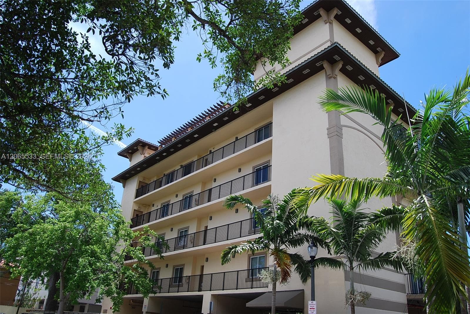 Condominium at 909 SW 15 AV # 1, Miami FL 33135