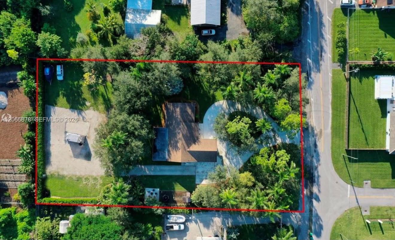 Single Family Residence at 19980 SW 324th St # 19980, Homestead FL 33030