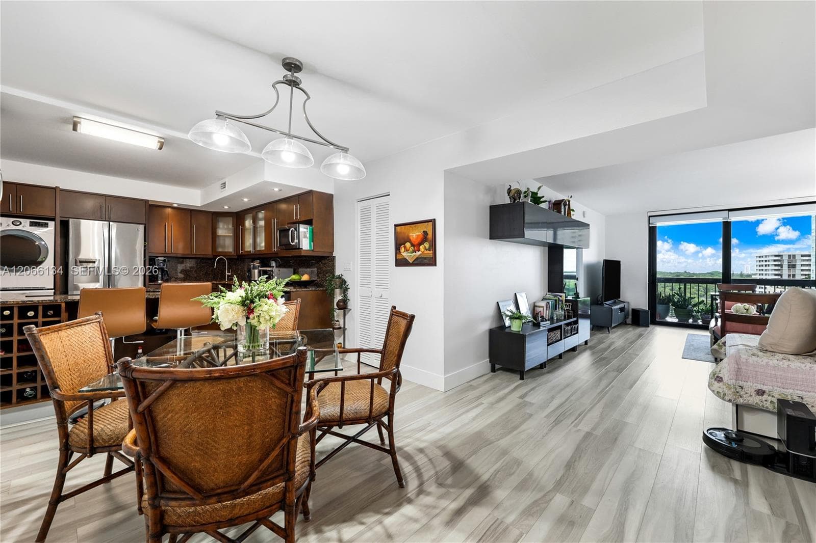 Condominium at 2333 Brickell Ave # 808, Miami FL 33129