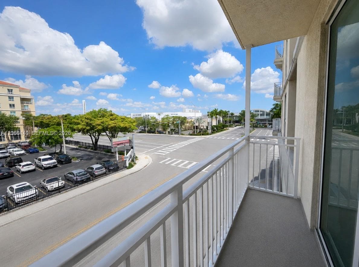 Condominium at 7270 SW 88th St # B202, Miami FL 33156