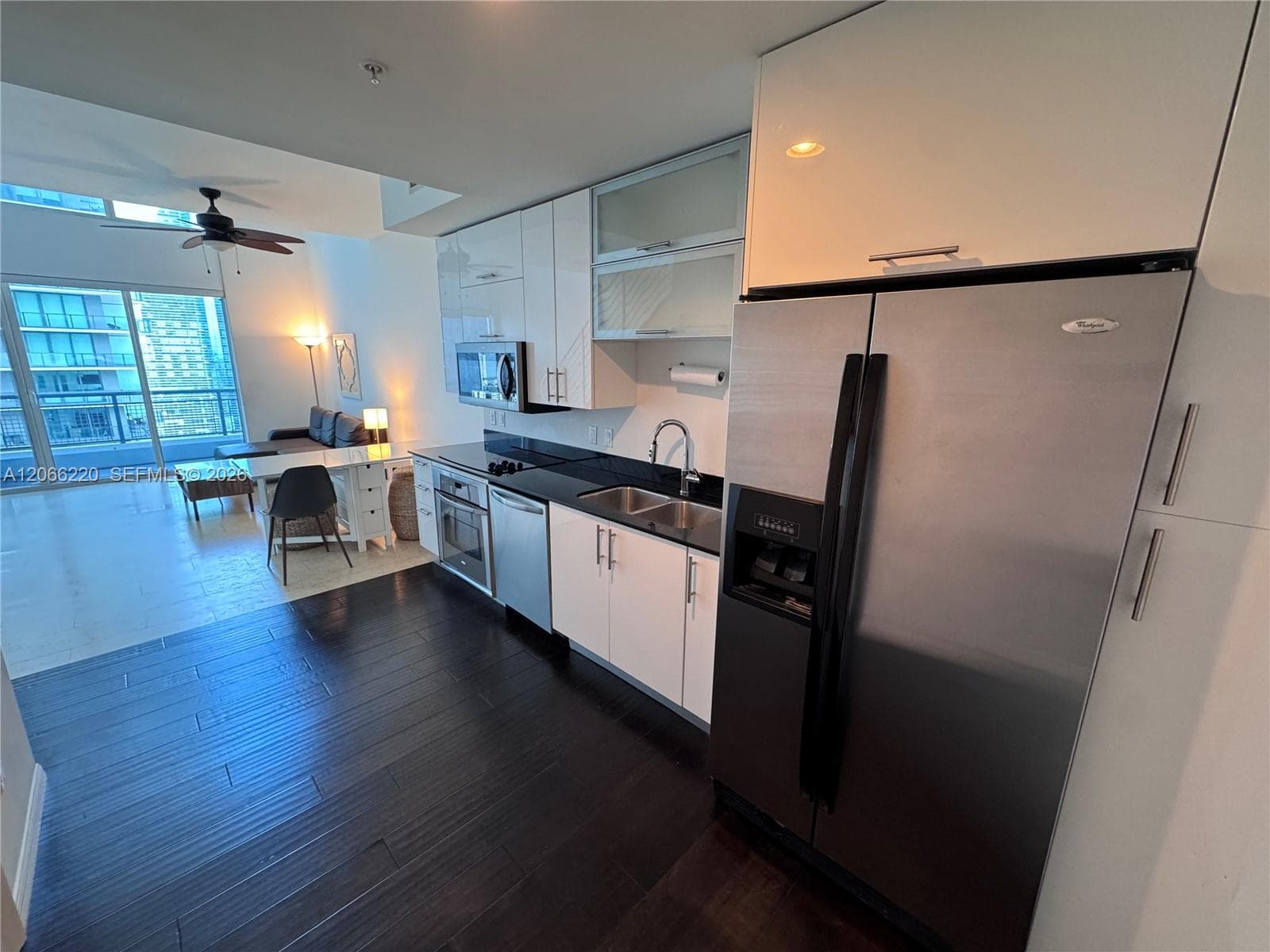 Condominium at 60 SW 13th St # 2202, Miami FL 33130