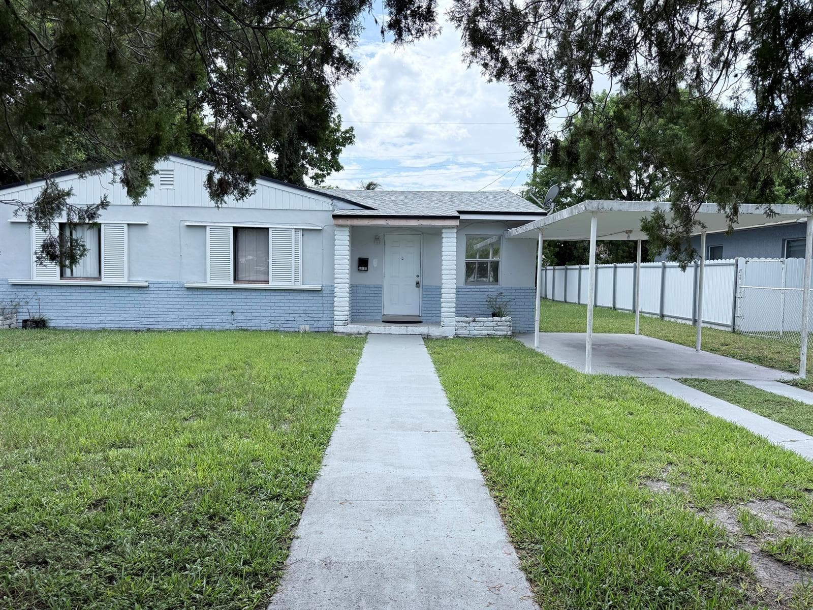 Single Family Residence at 16100 NE 10th Avenue, North Miami Beach FL 33162