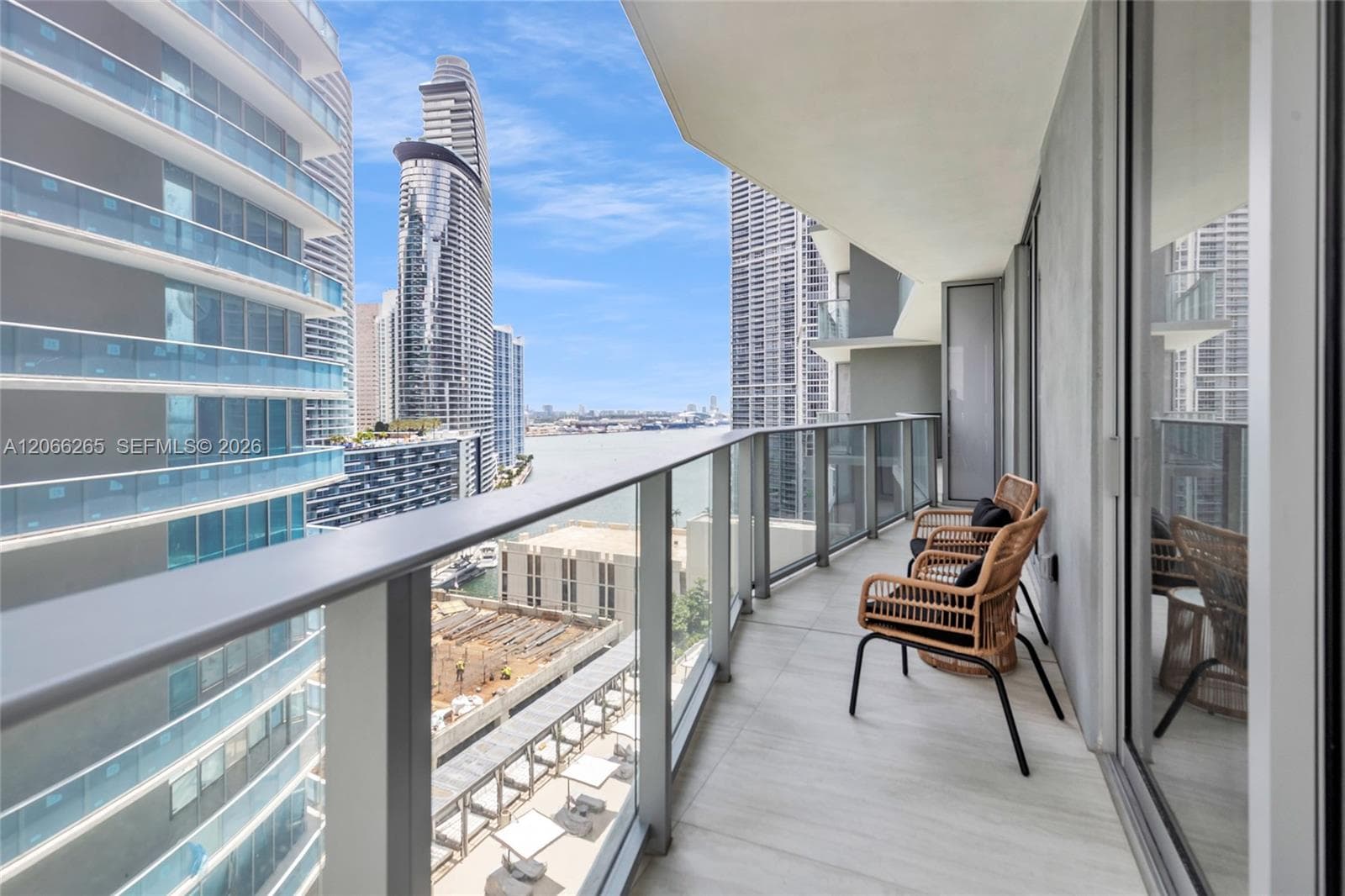 Condominium at 77 SE 5TH ST # 2006, Miami FL 33131