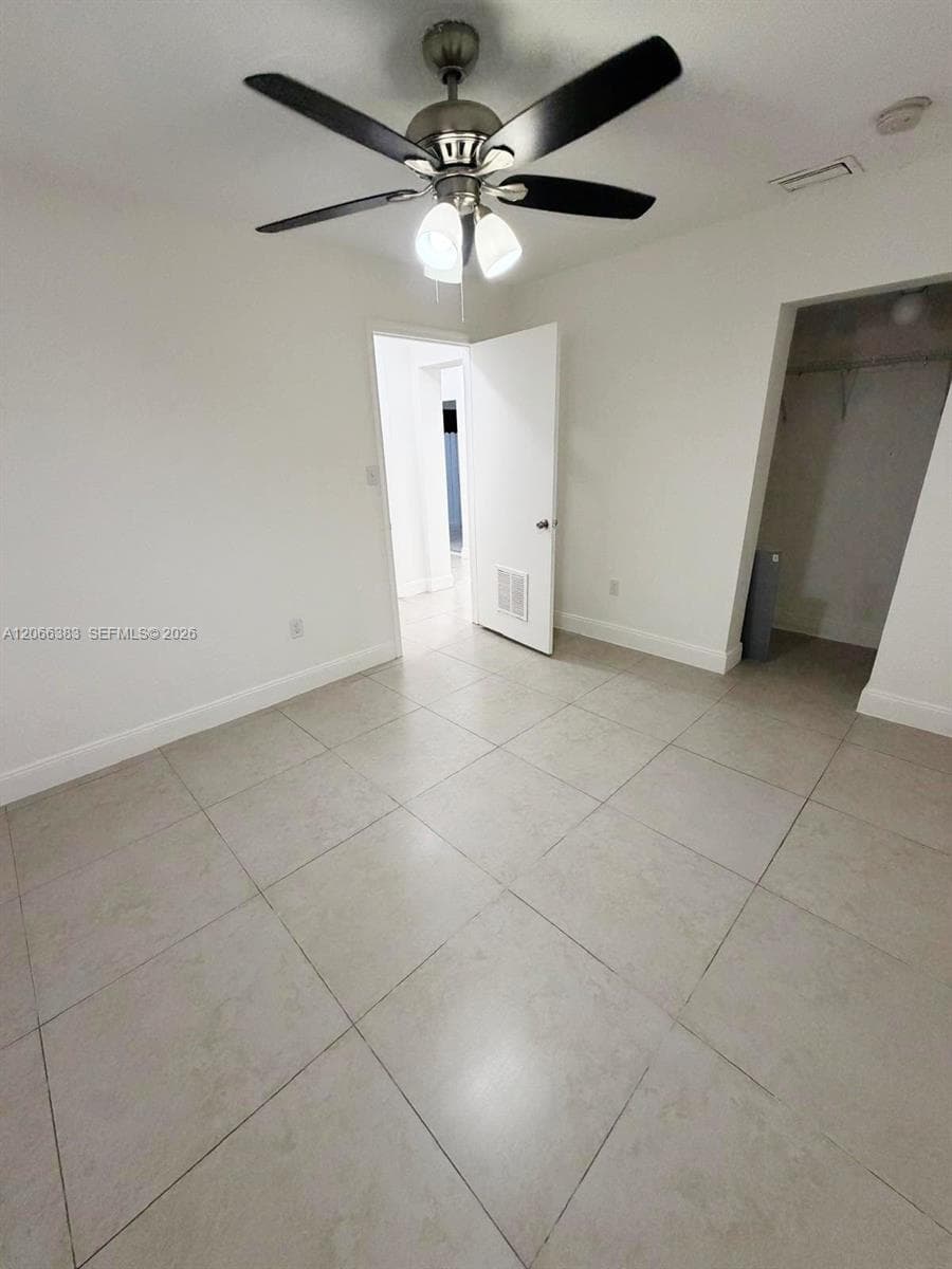 Single Family Residence at 716 SW 11th Ave # B, Homestead FL 33030