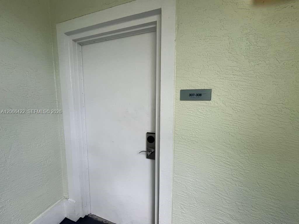 Condominium at 5300 NW 87th Ave # 307, Doral FL 33178