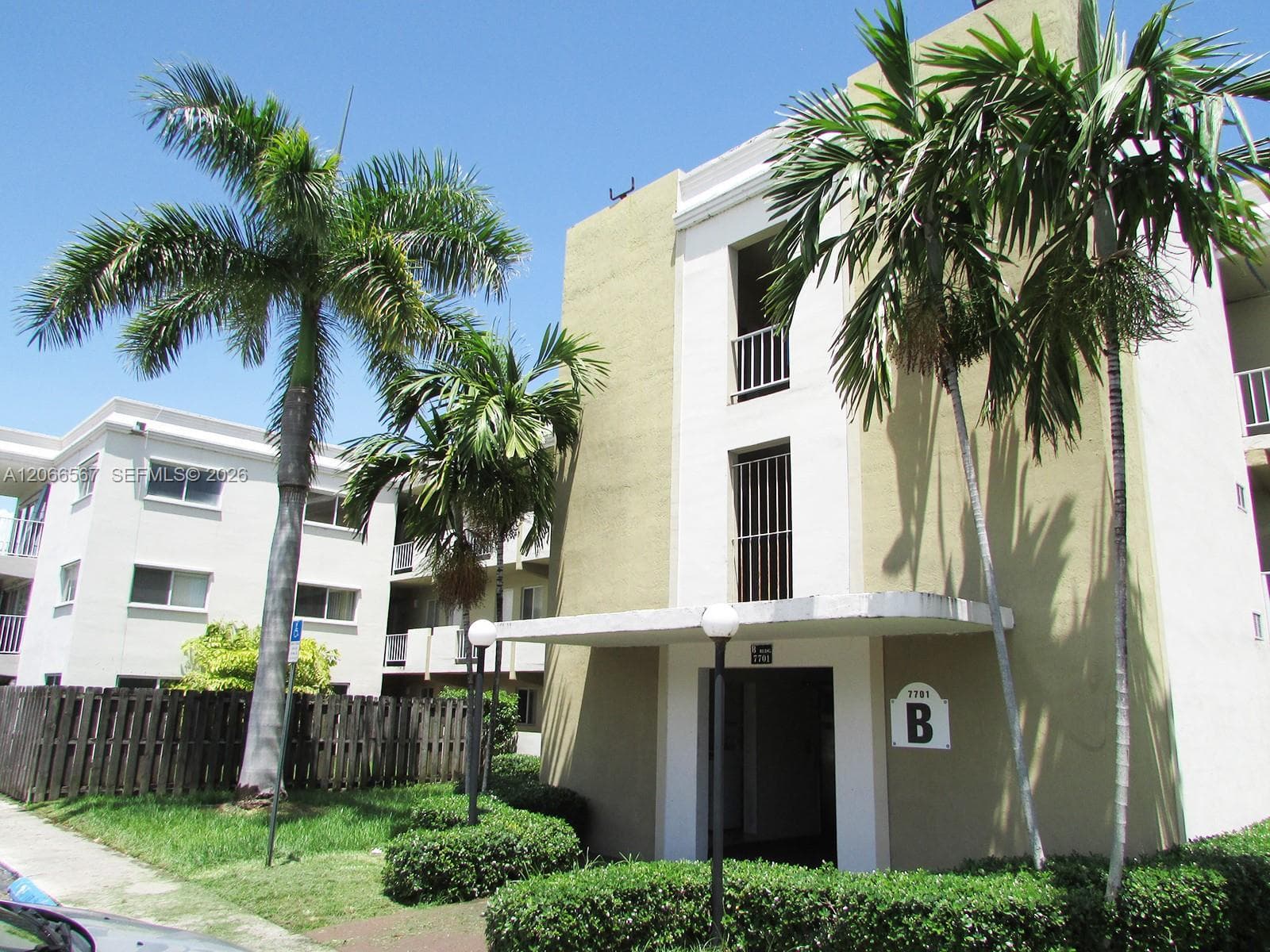 Condominium at 7701 SW 88th St # B322, Miami FL 33156
