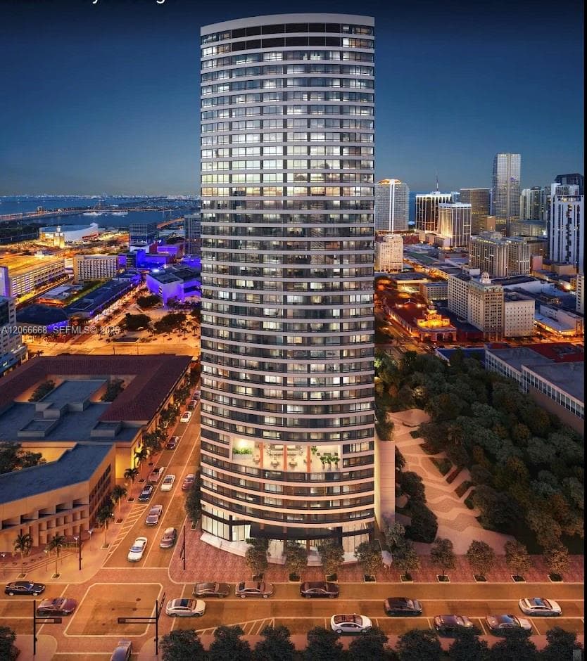 Condominium at 225 N Miami Ave # 2801, Miami FL 33128