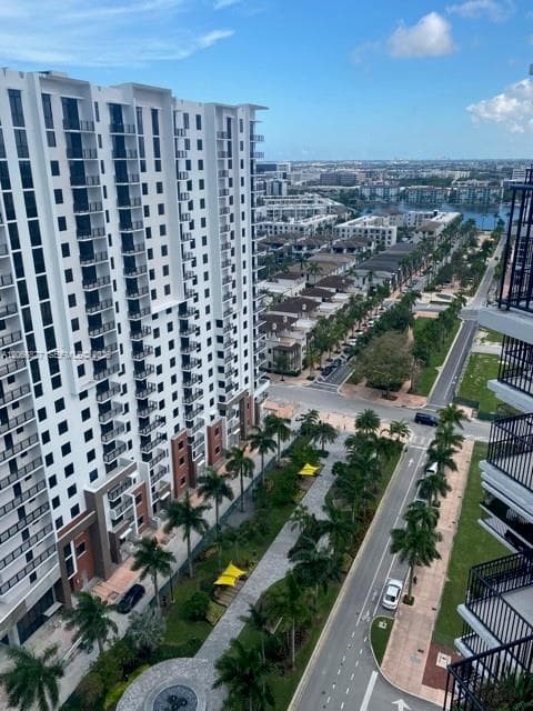 Condominium at 5252 NW 85th Ave # 1807, Doral FL 33166
