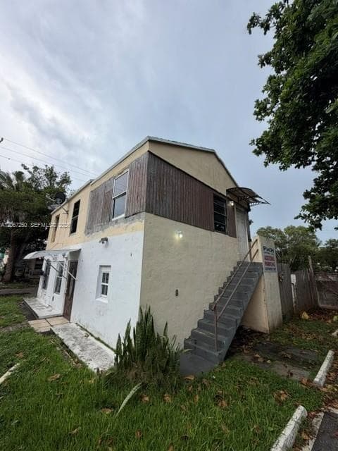 Apartment at 625 NE 86th St # U, Miami FL 33138