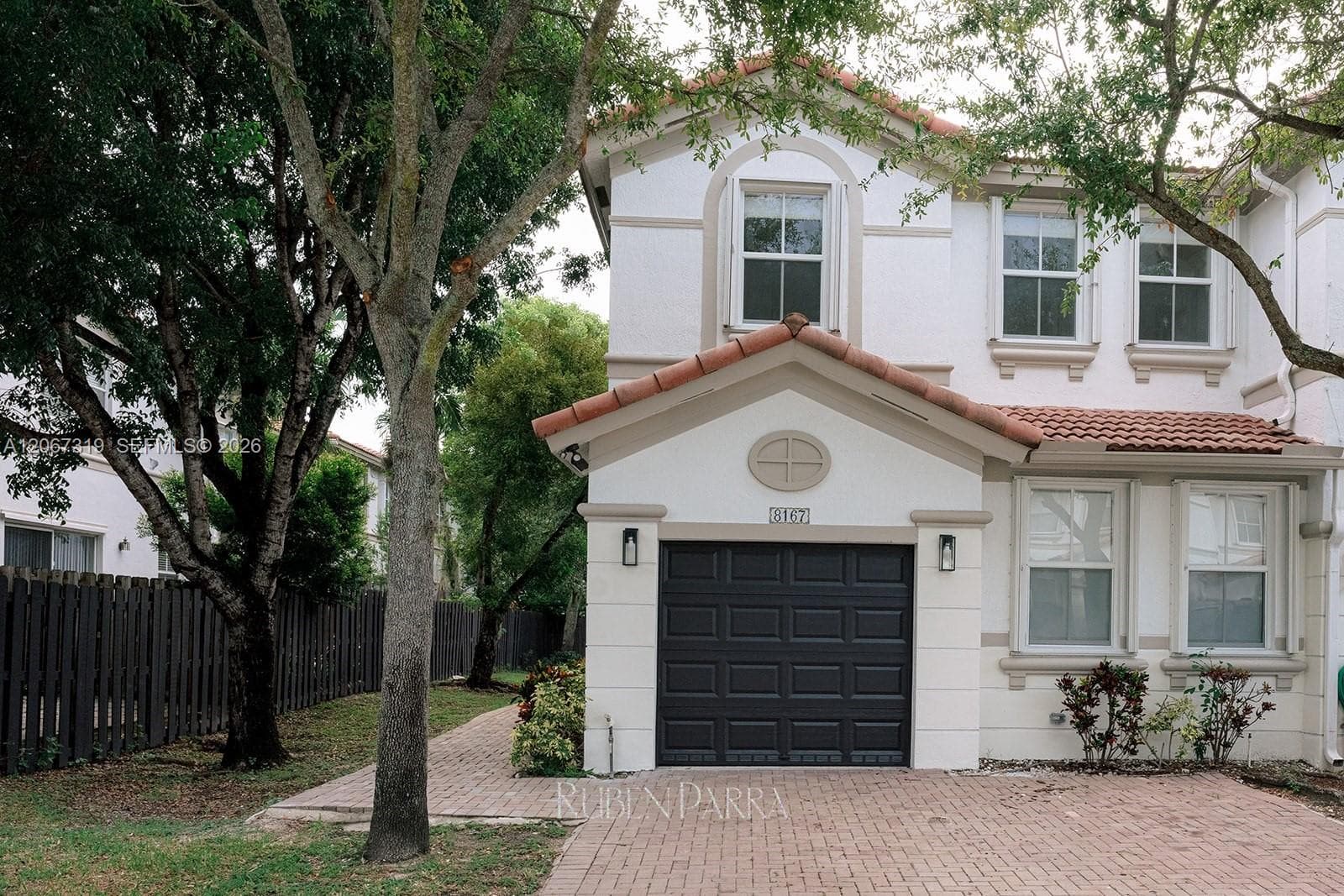 Townhouse at 8167 NW 108th Ct, Doral FL 33178