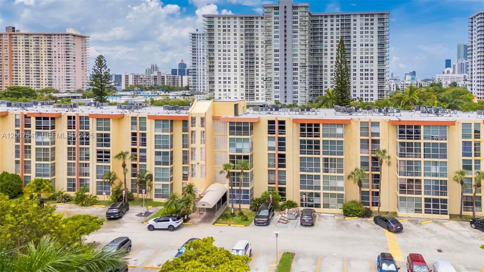 Condominium at 200 172nd St # 112, Sunny Isles Beach FL 33160