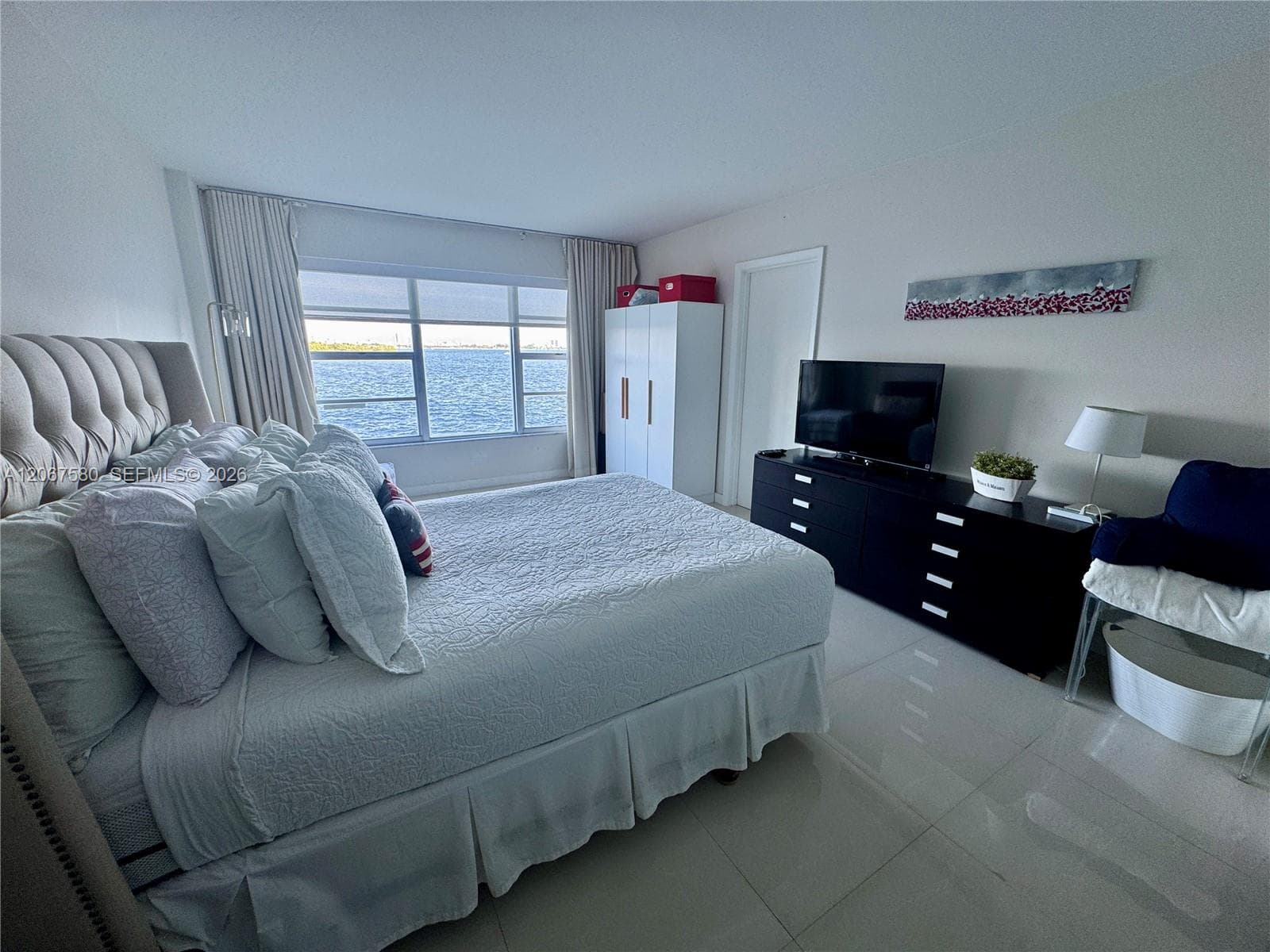 Condominium at 11111 Biscayne Blvd # 2B, Miami FL 33181