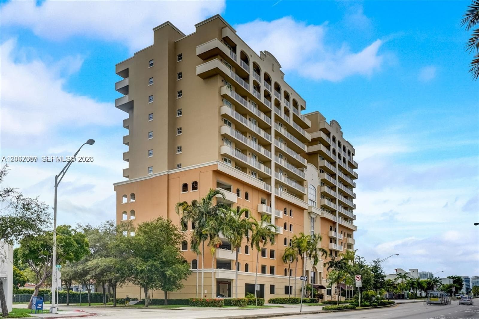Condominium at 2425 SW 27th Ave # 806, Miami FL 33145