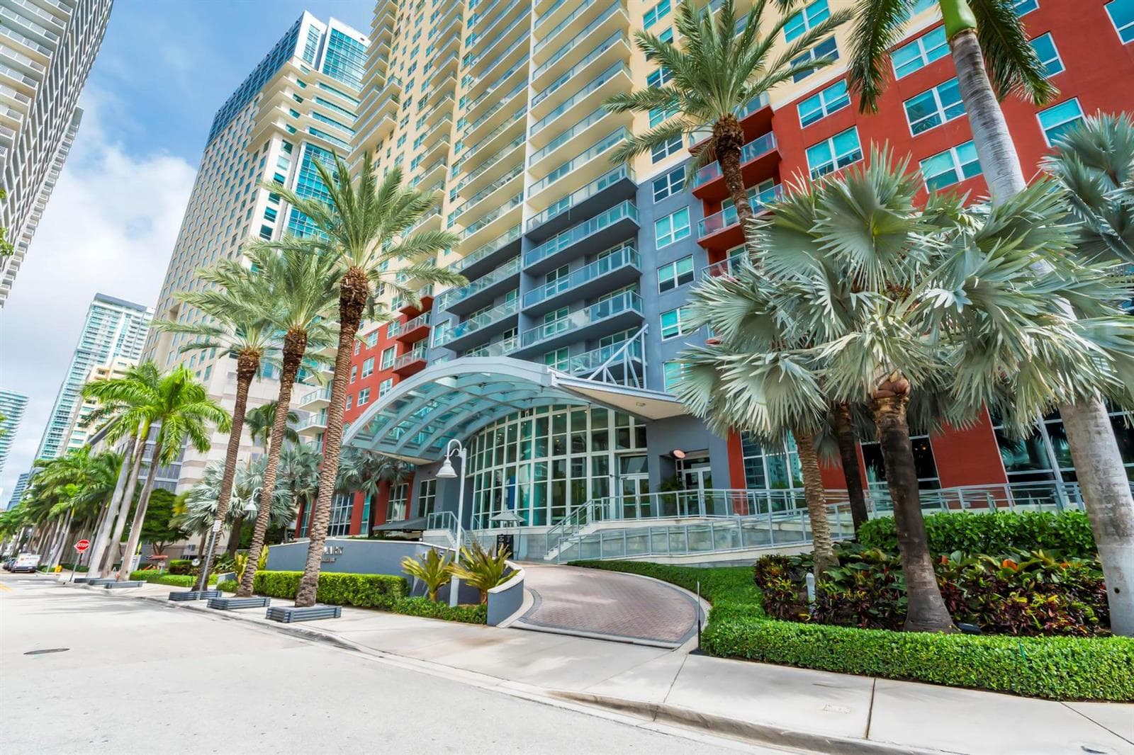 Condominium at 1155 BRICKELL BAY Drive # 2509, Miami FL 33131