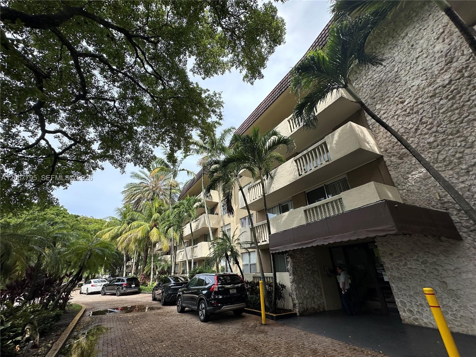 Condominium at 1800 Sans Souci Blvd # 426, North Miami FL 33181