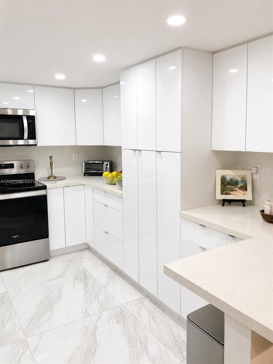 Condominium at 9735 NW 52nd St # 305, Doral FL 33178