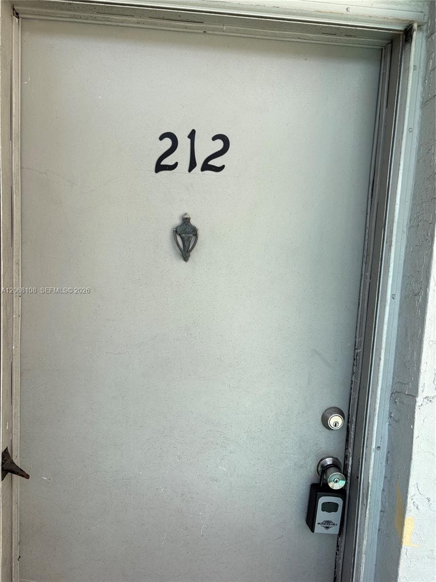Condominium at North Miami Beach, FL, 33162
