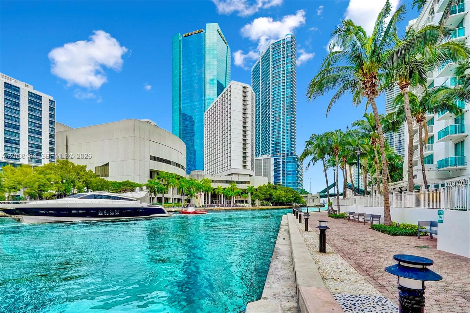 Condominium at 31 SE 5th St # 902, Miami FL 33131