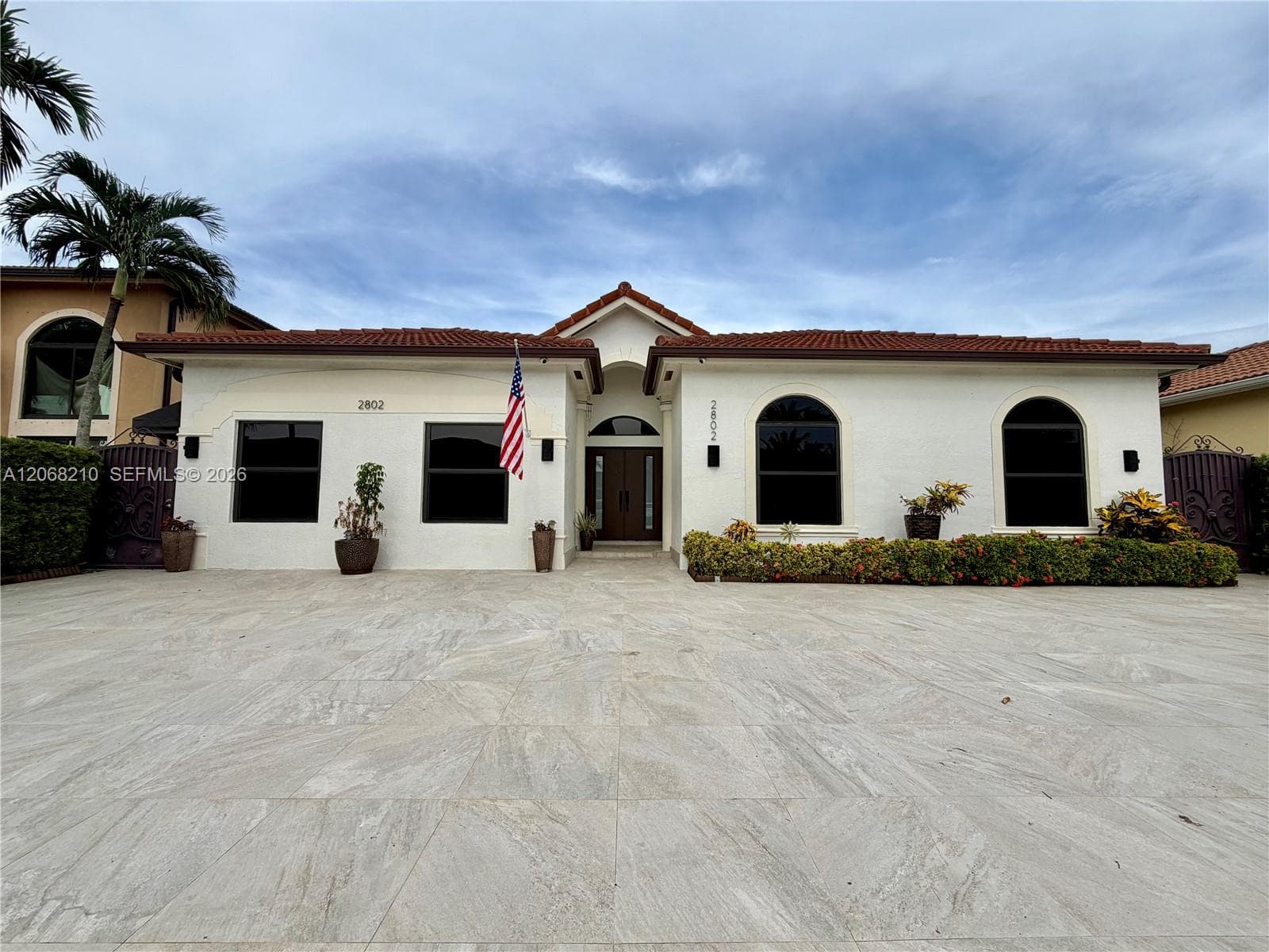 Single Family Residence at 2802 SW 149th Pl, Miami FL 33185