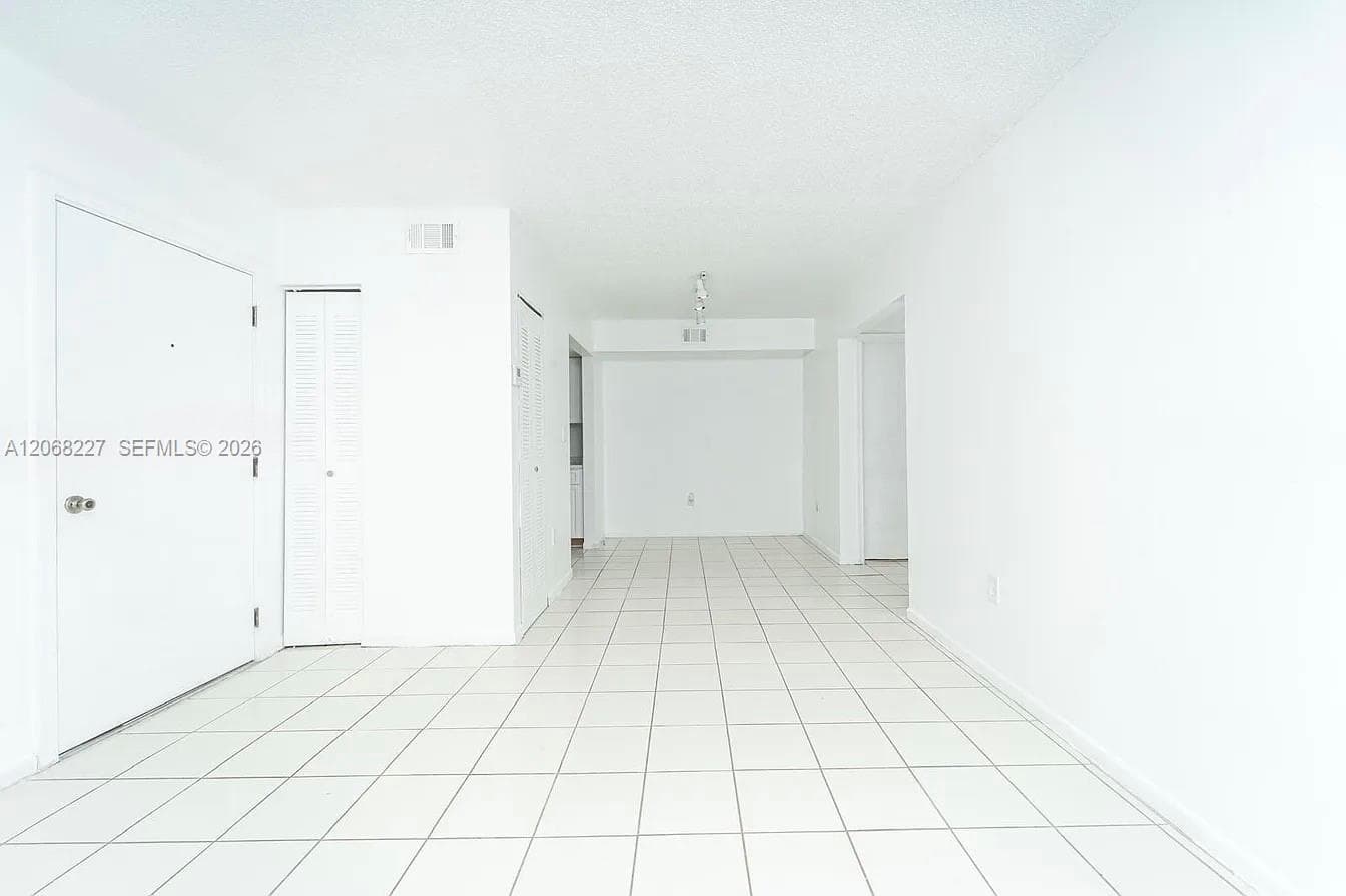 Condominium at 576 NW 114th Ave # 203, Sweetwater FL 33172
