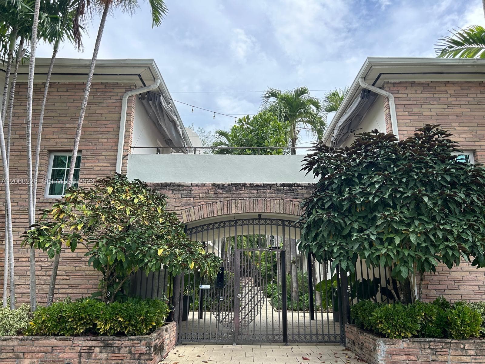 Condominium at 1605 Lenox Ave # 3, Miami Beach FL 33139