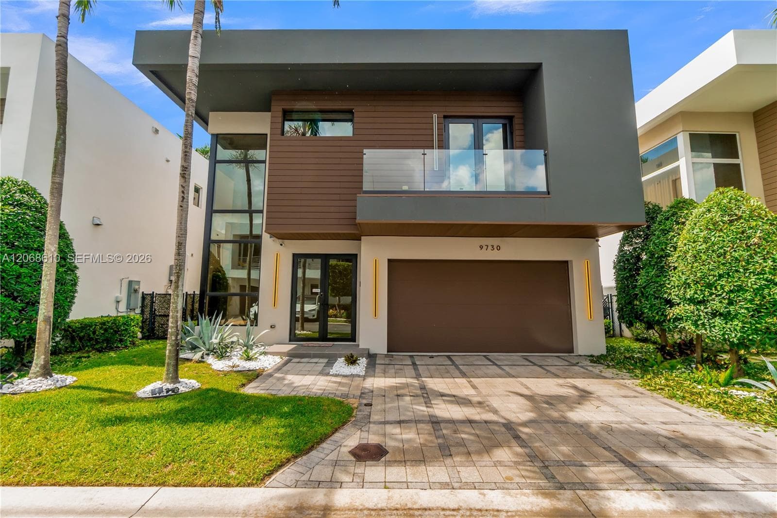 Single Family Residence at 9730 NW 74th Ter, Doral FL 33178