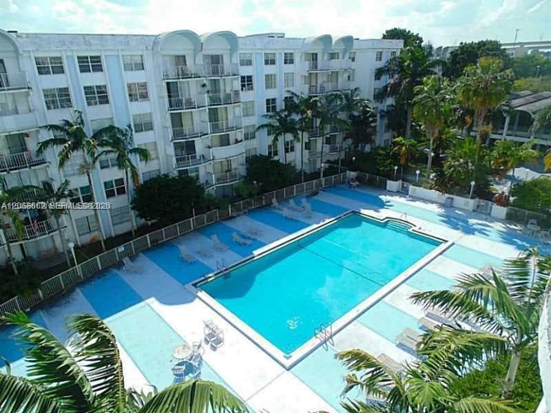 Condominium at 486 NW 165th St # 303, Miami FL 33169