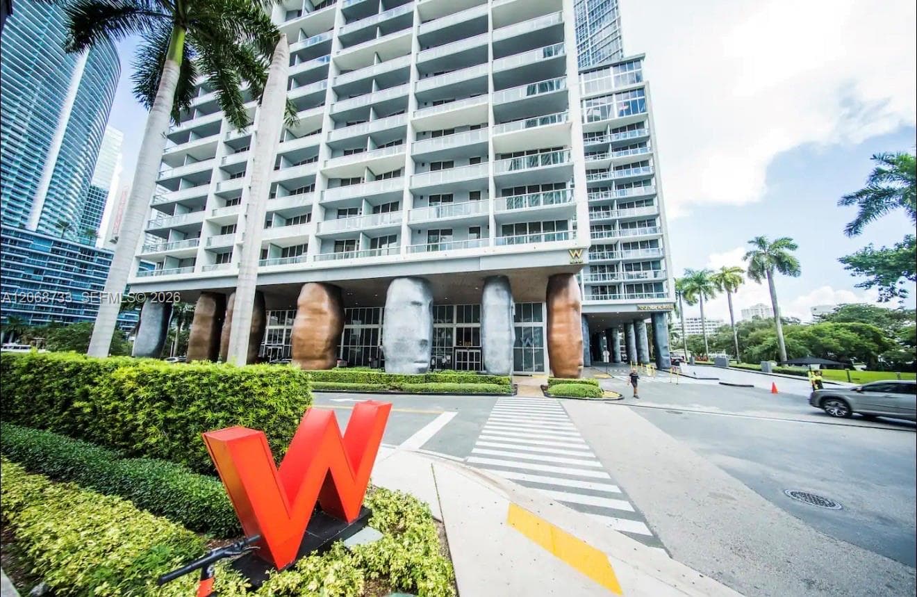 Condominium at 485 Brickell Ave # 4711, Miami FL 33131