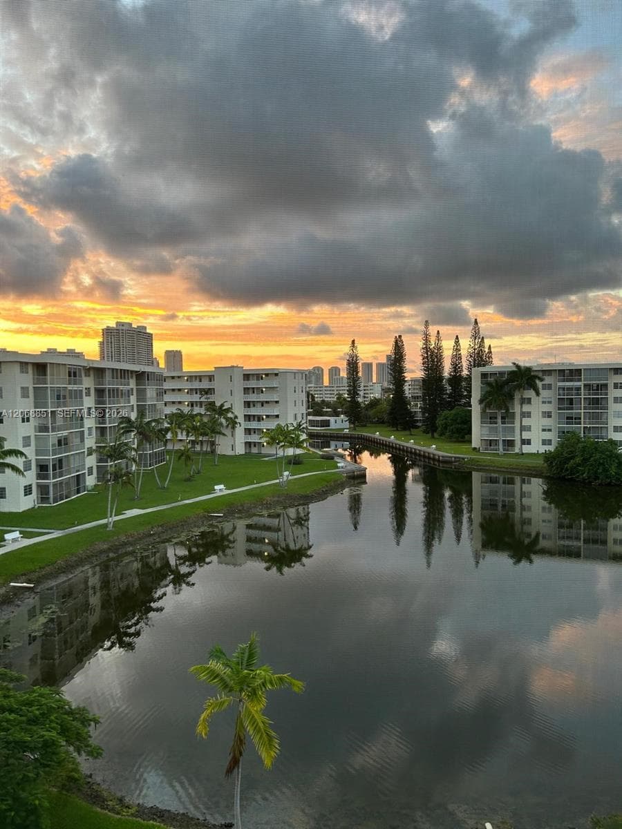 Condominium at 2851 Leonard Dr # J503, Aventura FL 33160