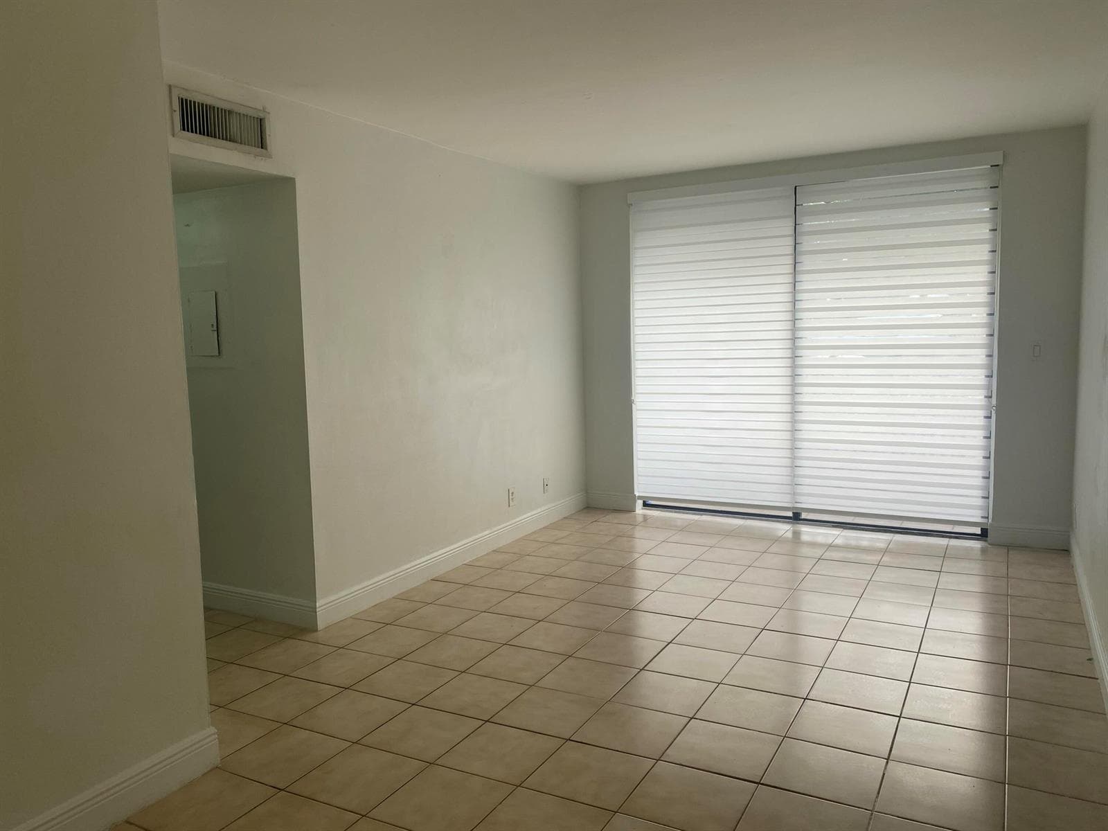 Condominium at 8185 NW 7TH Street # 103, Miami FL 33126