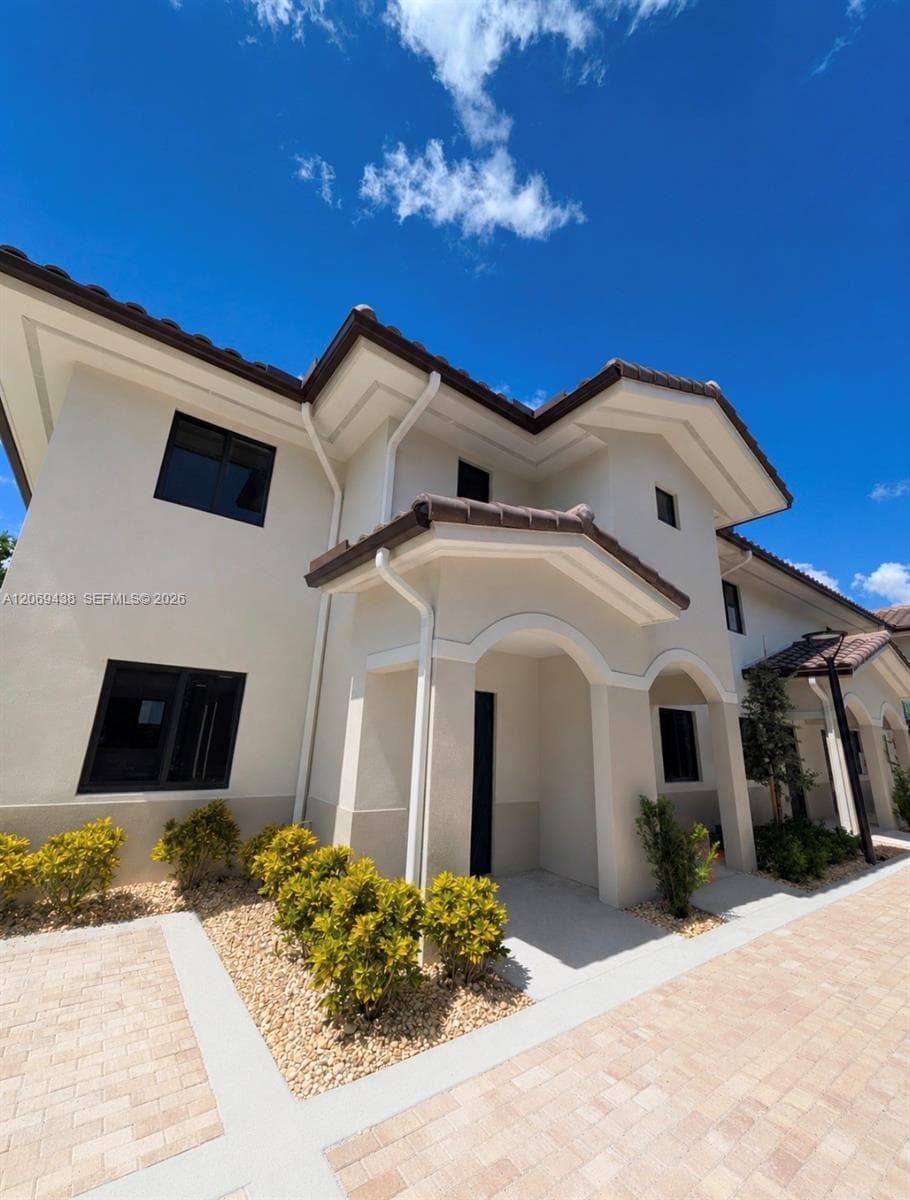 Apartment at 7462 W 4th Ave # 108, Hialeah FL 33014