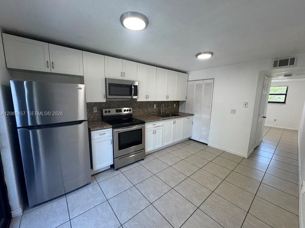 Apartment at 3011 SW 1st Ave # 10, Miami FL 33129