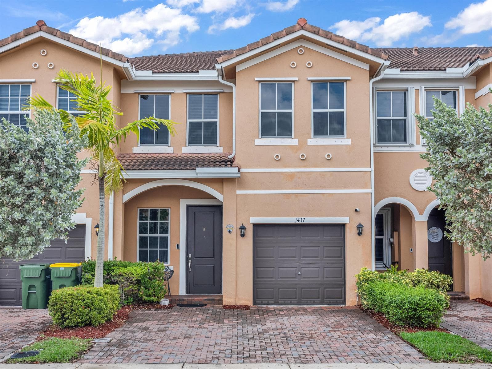 Townhouse at 1437 SE 23rd Terrace, Homestead FL 33035