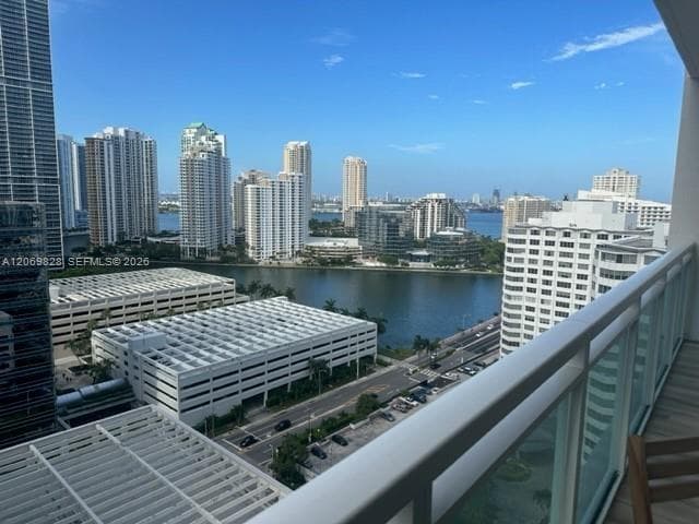 Condominium at 950 Brickell Bay Dr # 2104, Miami FL 33131