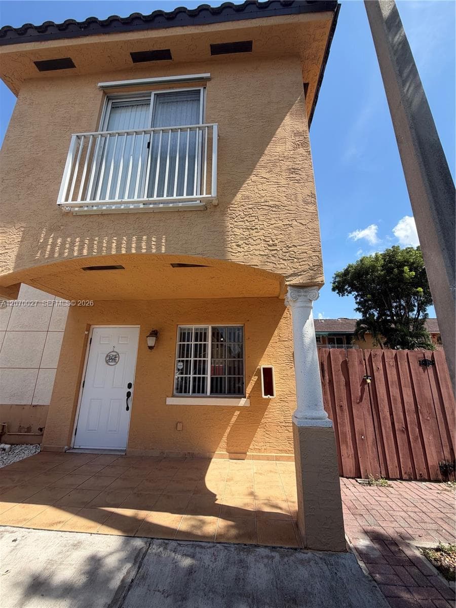 Condominium at 7776 W 36th Ave # 6, Hialeah FL 33018