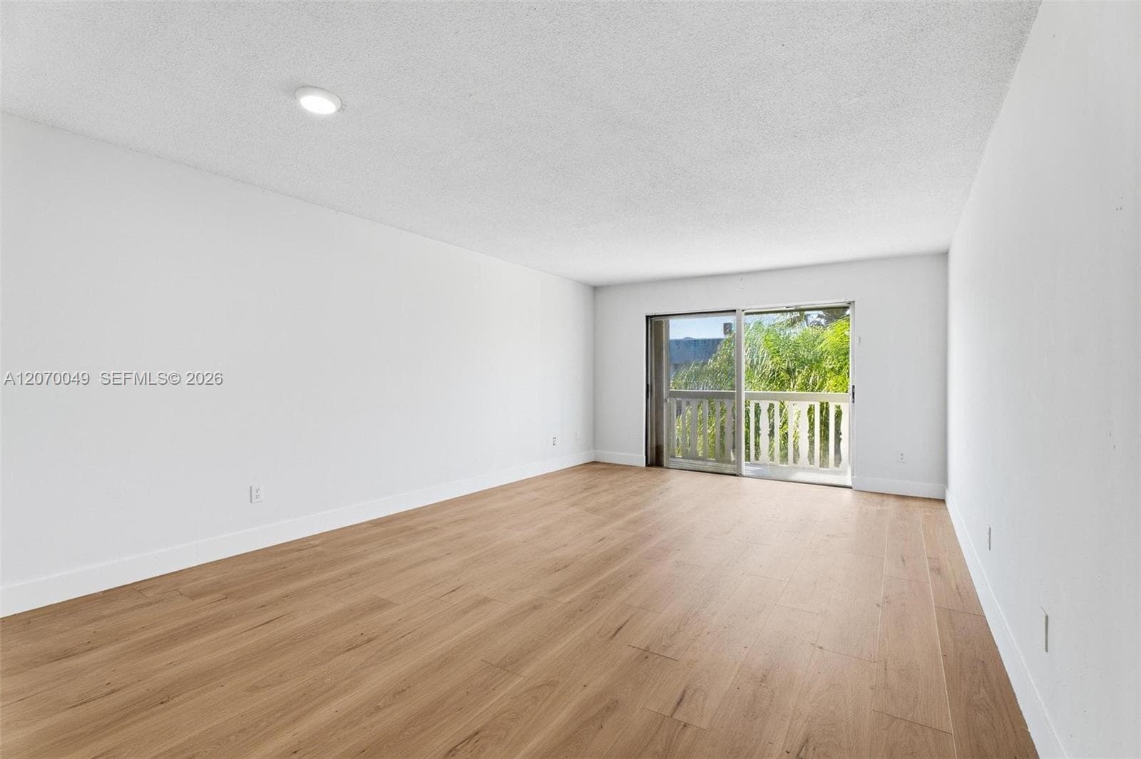 Condominium at 15205 NE 6th Ave # D305, Miami FL 33162