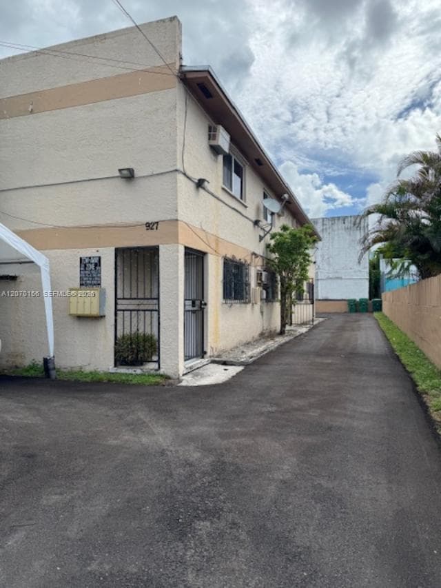 Townhouse at 927 NW 7th Ct # 3, Miami FL 33136
