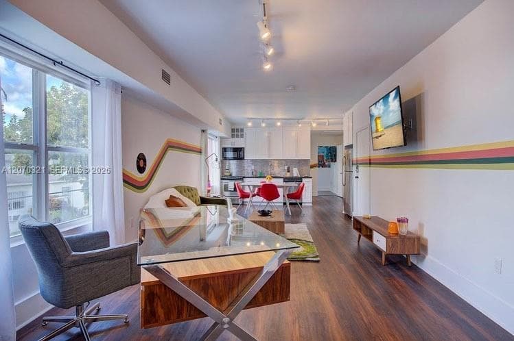 Apartment at 524 NW 35th St # 4, Miami FL 33127