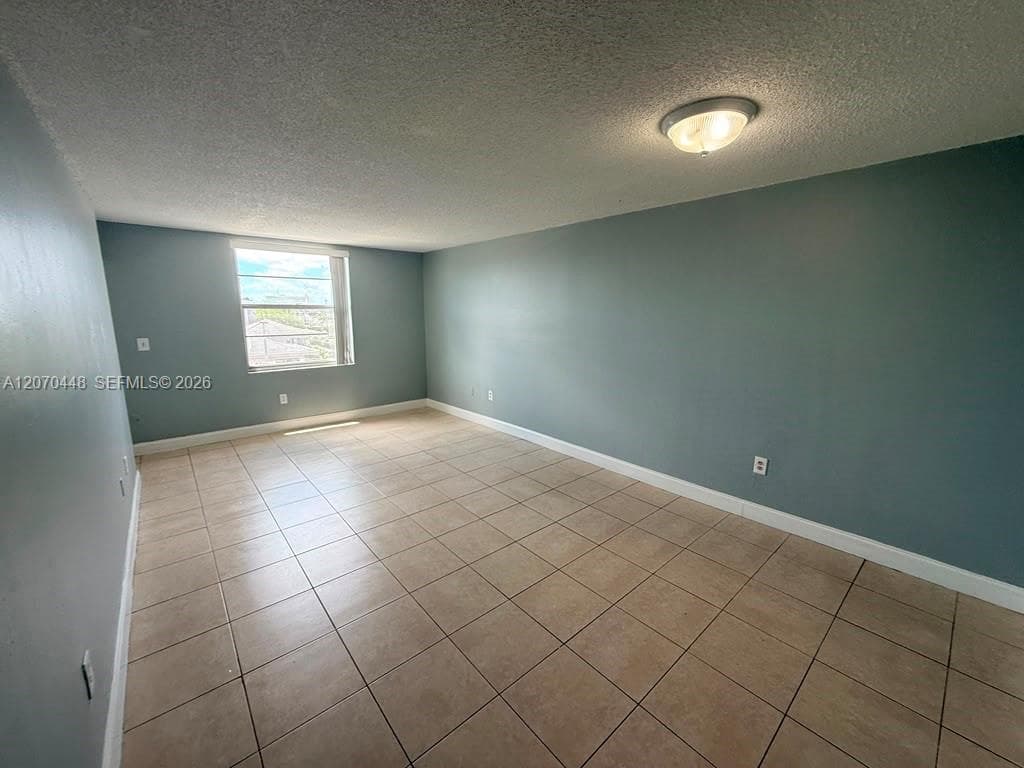 Condominium at 5775 W 20th Ave # 402, Hialeah FL 33012
