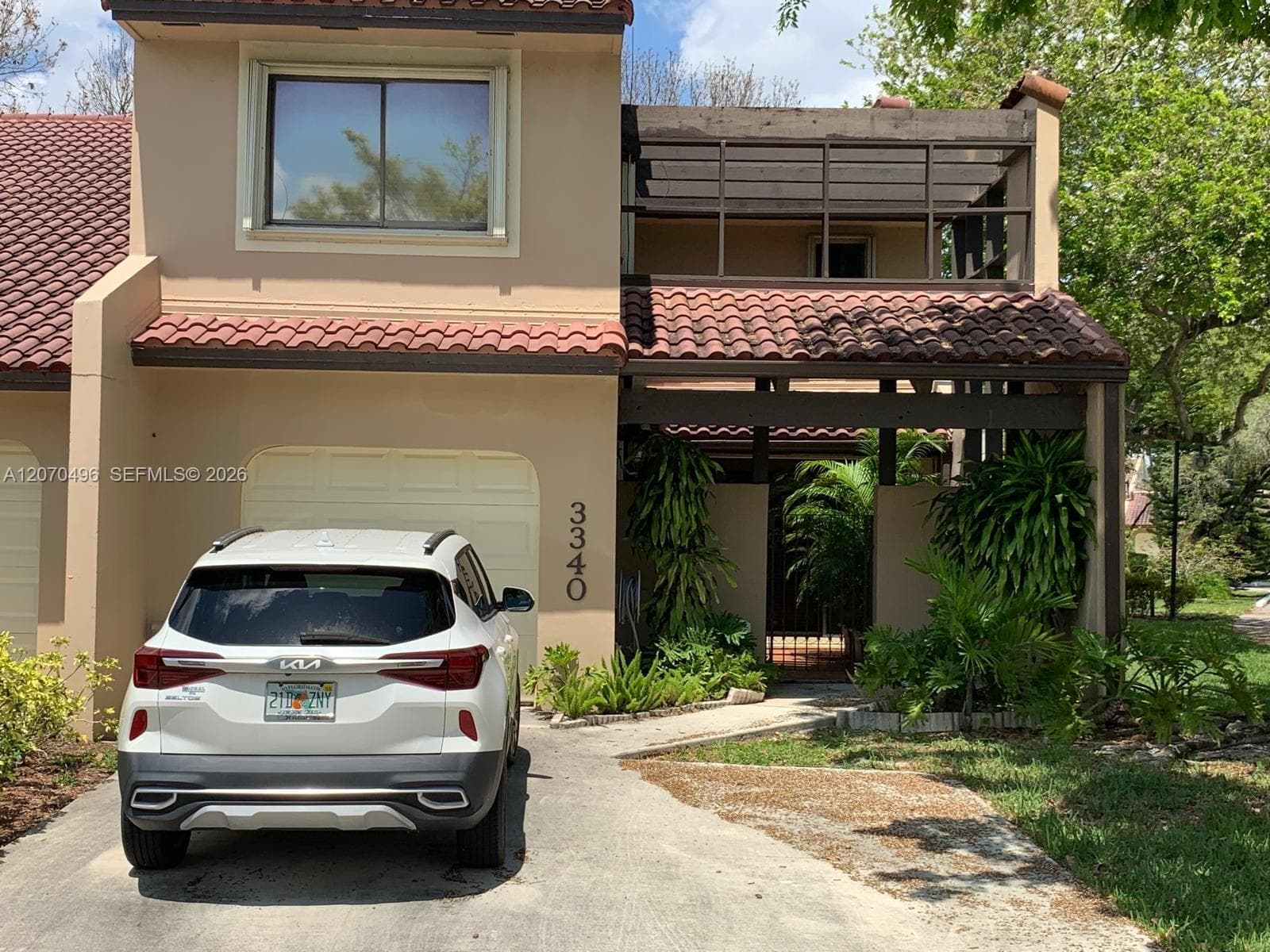 Townhouse at 3340 Torremolinos Ave # 40, Doral FL 33178