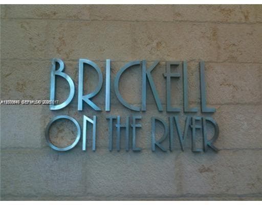 Condominium at 41 SE 5th St # 516, Miami FL 33131