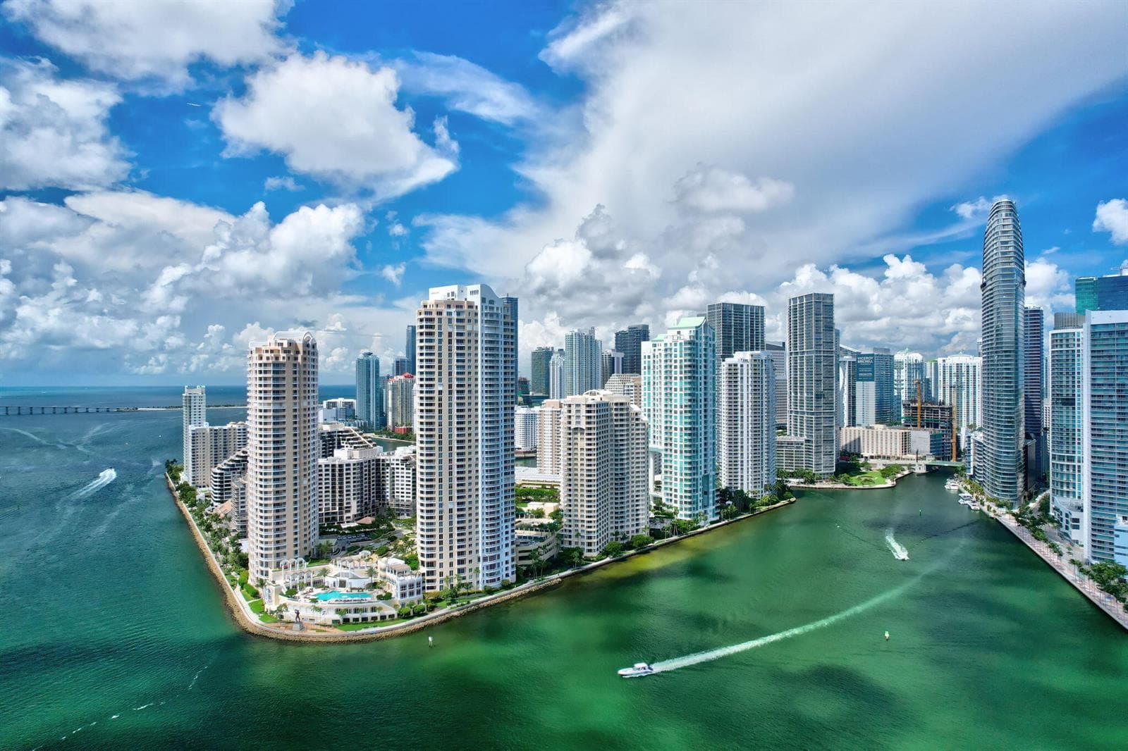 Condominium at 701 BRICKELL KEY Boulevard # 1604, Miami FL 33131