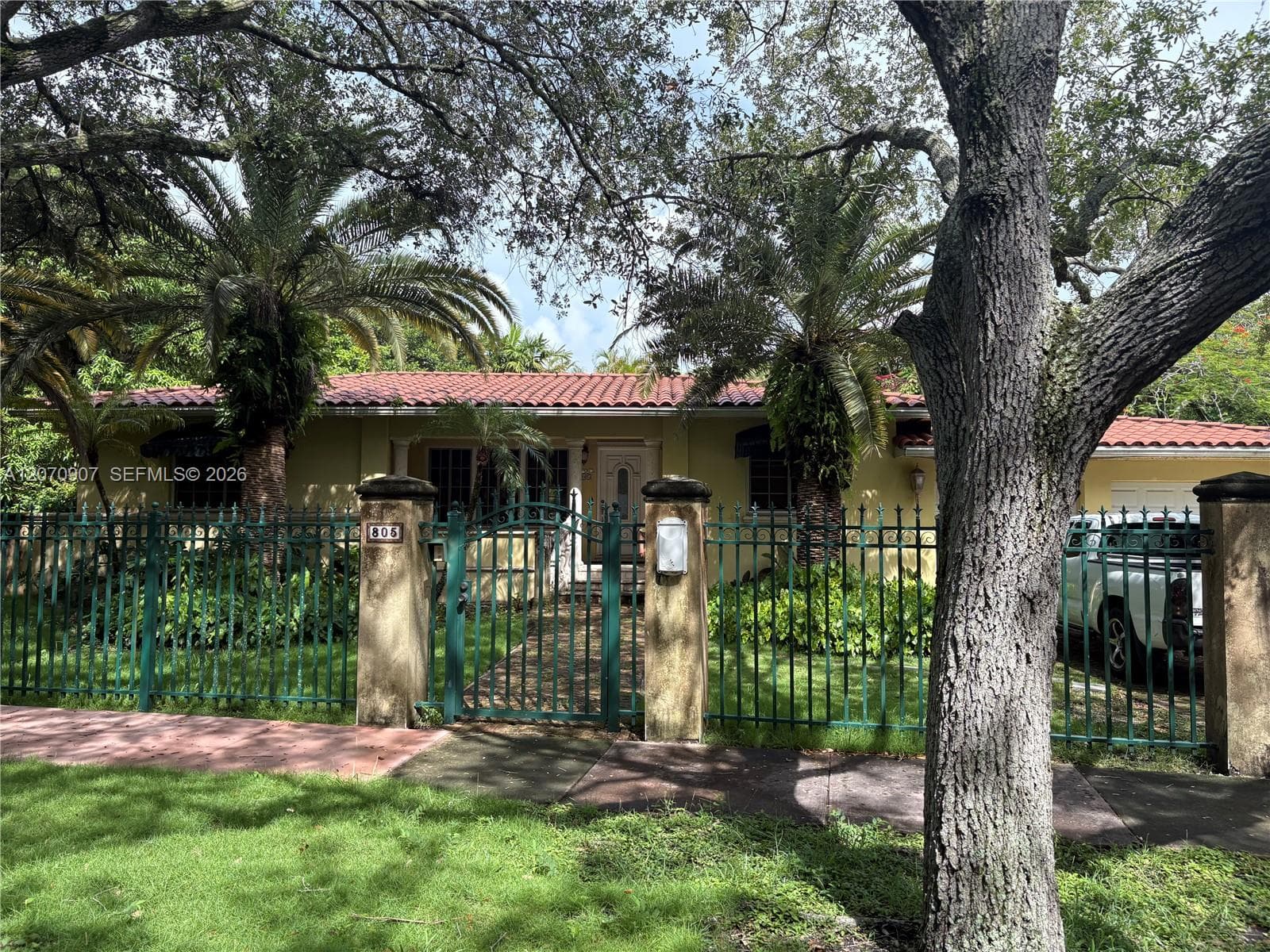Single Family Residence at 805 Paradiso Ave # 805, Coral Gables FL 33146