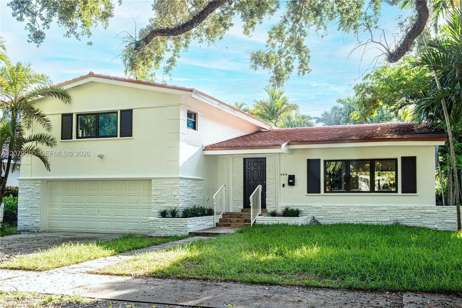 Single Family Residence at 4310 Monserrate St, Coral Gables FL 33146