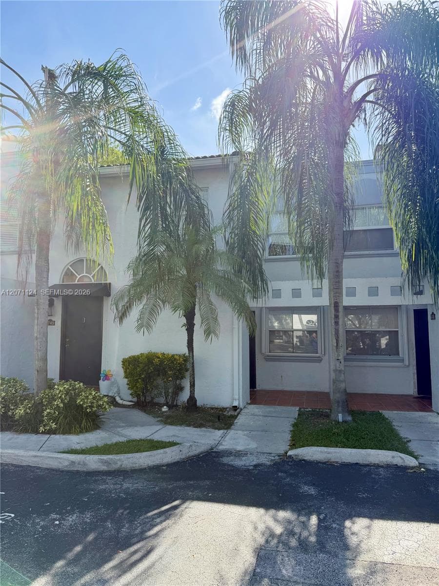 Condominium at Doral, FL, 33178