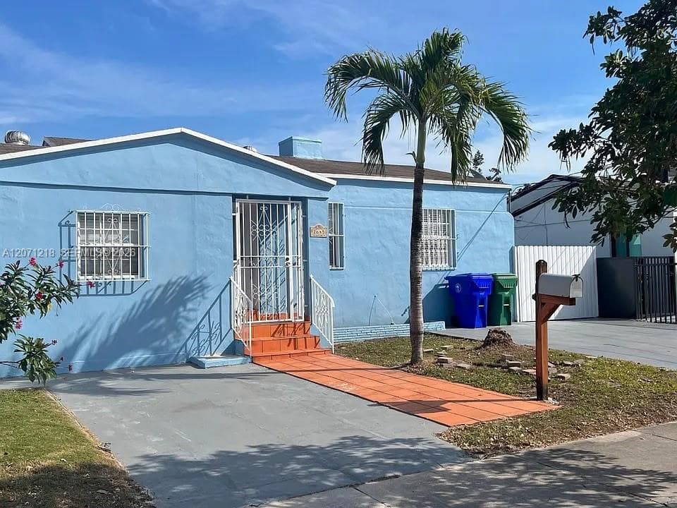 Single Family Residence at 2645 SW 33rd Ave, Miami FL 33133