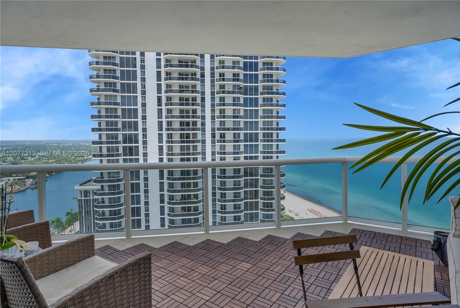 Condominium at 4775 Collins Ave # 2908, Miami Beach FL 33140